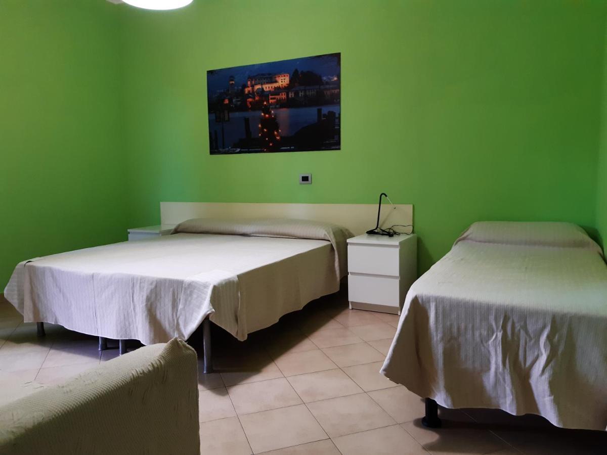 Hotel Battle Of Britain Ameno Bagian luar foto