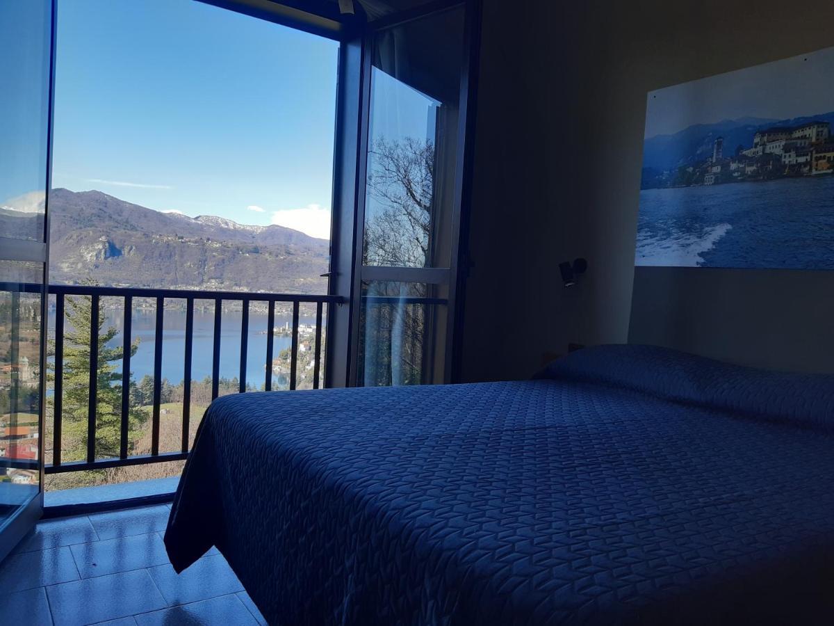 Hotel Battle Of Britain Ameno Bagian luar foto
